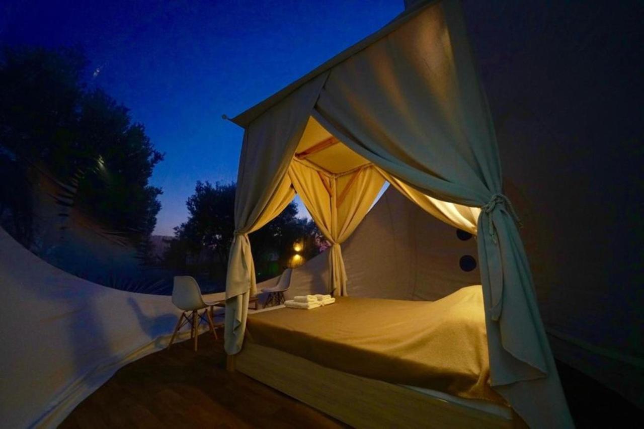 Bubble Tent Hotel Nea Moudania Bagian luar foto