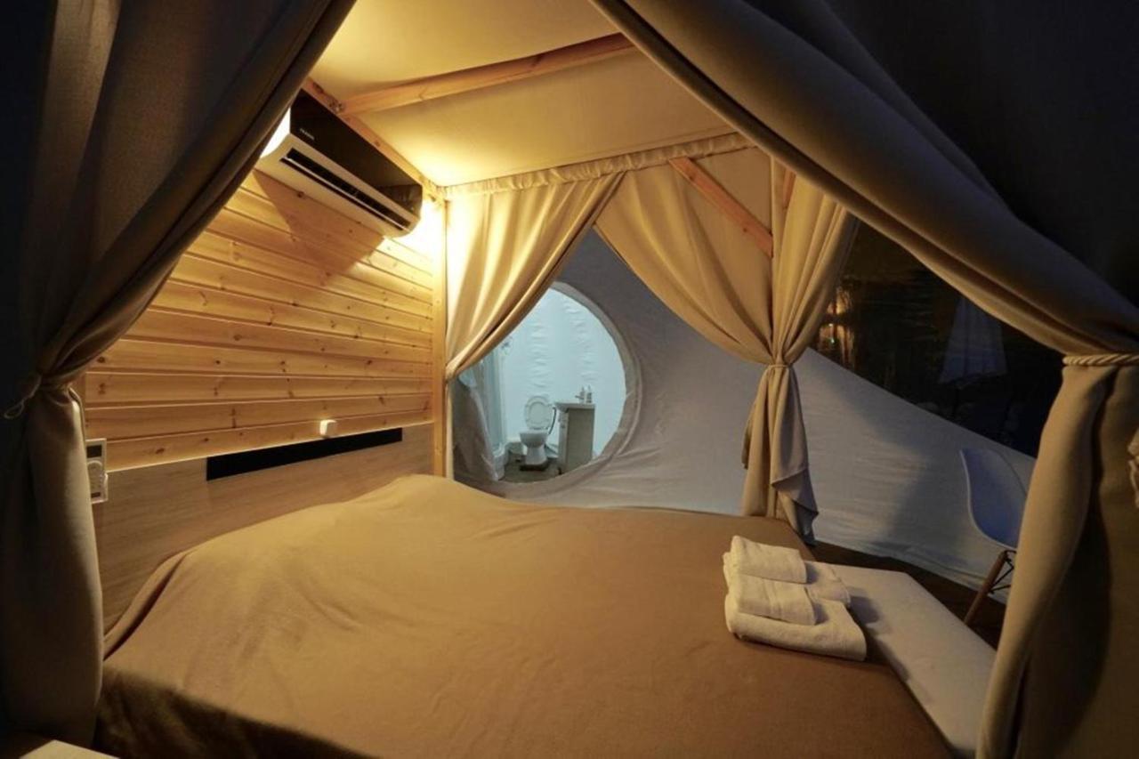 Bubble Tent Hotel Nea Moudania Bagian luar foto