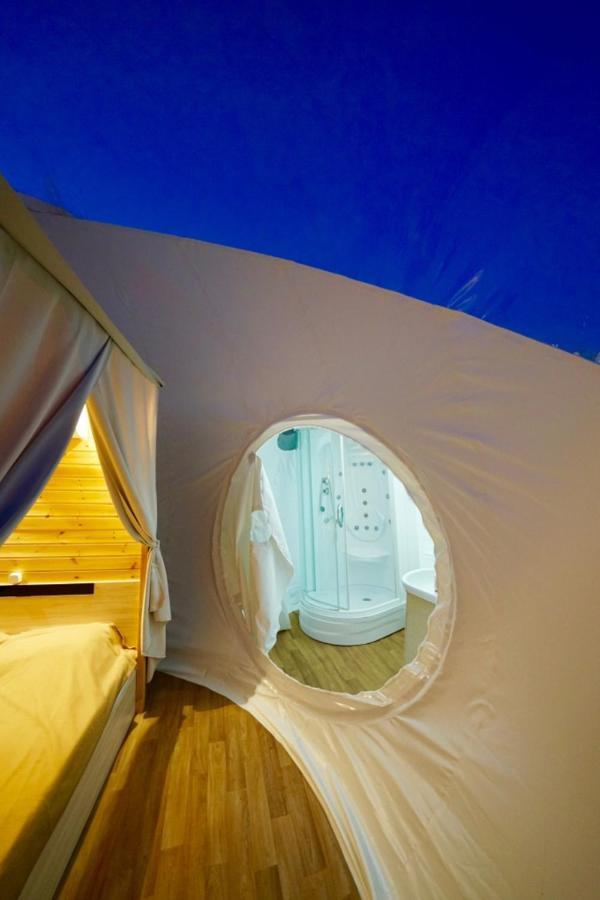 Bubble Tent Hotel Nea Moudania Bagian luar foto