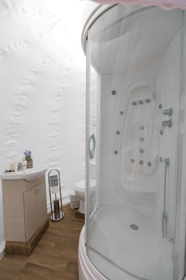 Bubble Tent Hotel Nea Moudania Bagian luar foto